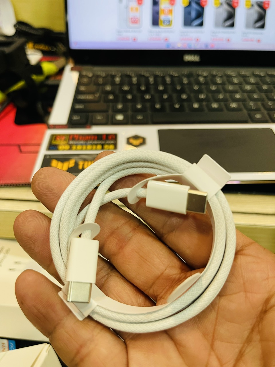 Cáp Type-C to Type-C sạc nhanh 60W iPhone 15 - zin new